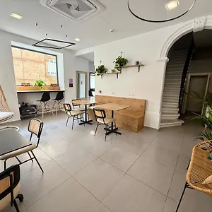  Albergue People & Places